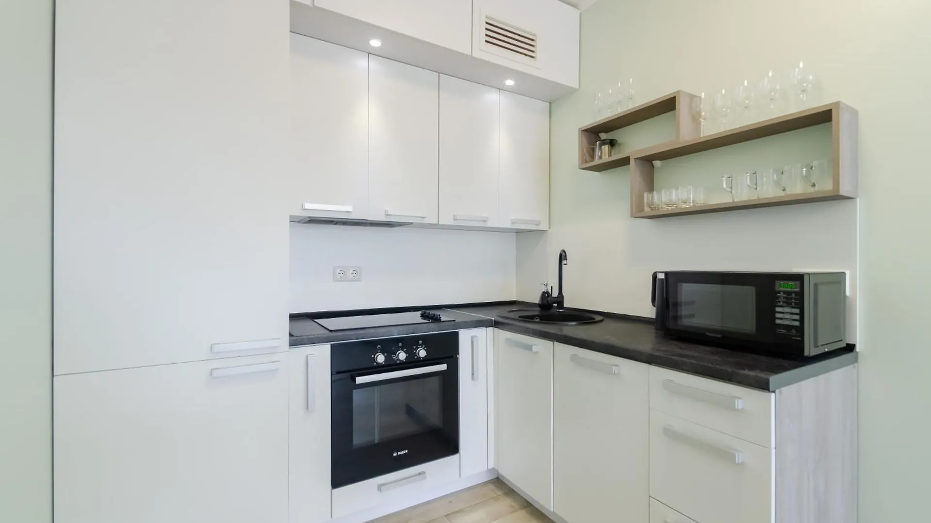 Petrovdom Apartments 21-212 In Rc Kvartet, 16Г Vasyl Lypkivskyi Street Kyiv Ukraine