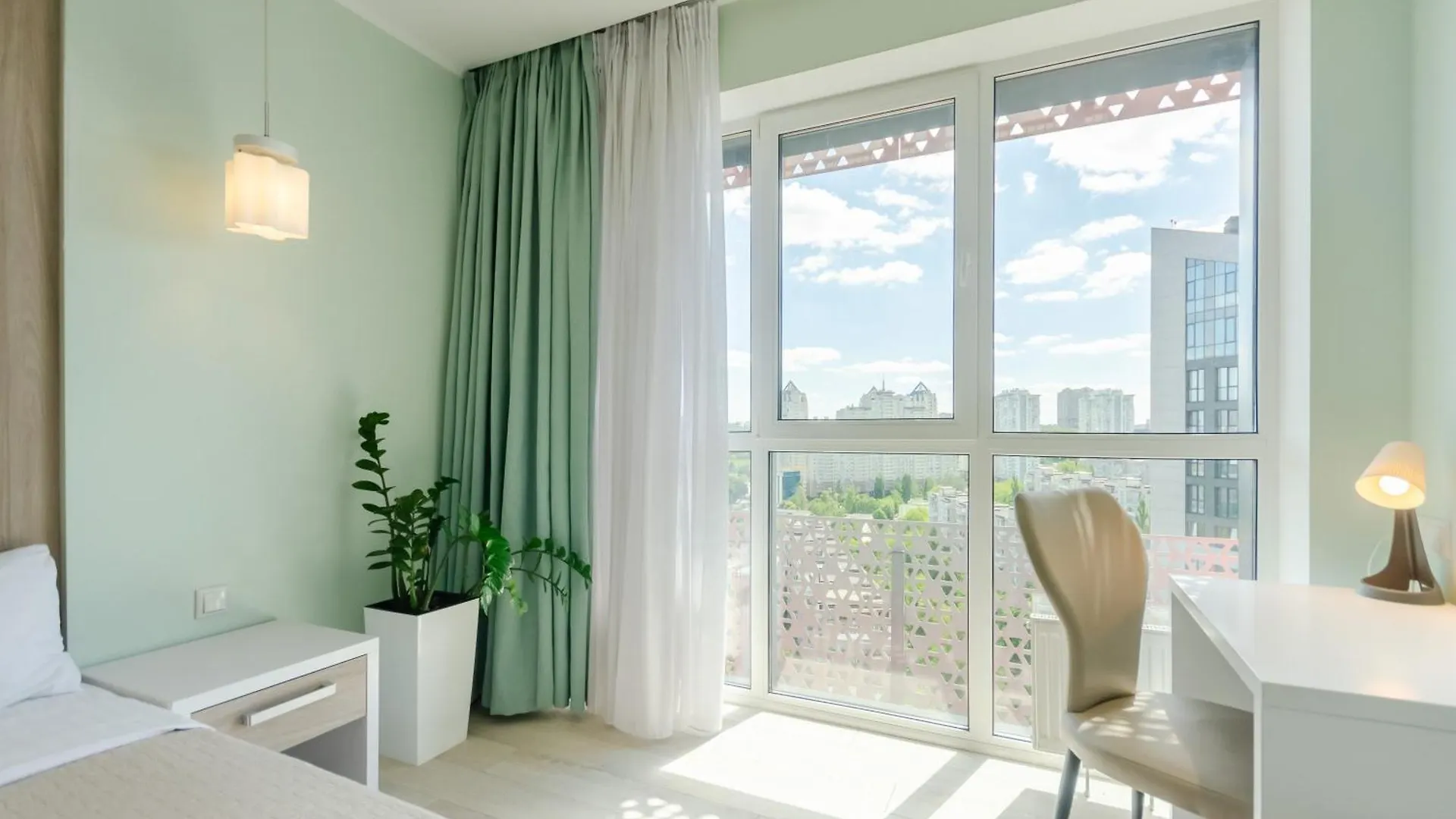 Petrovdom Apartments 21-212 In Rc Kvartet, 16Г Vasyl Lypkivskyi Street Kyiv 0*,
