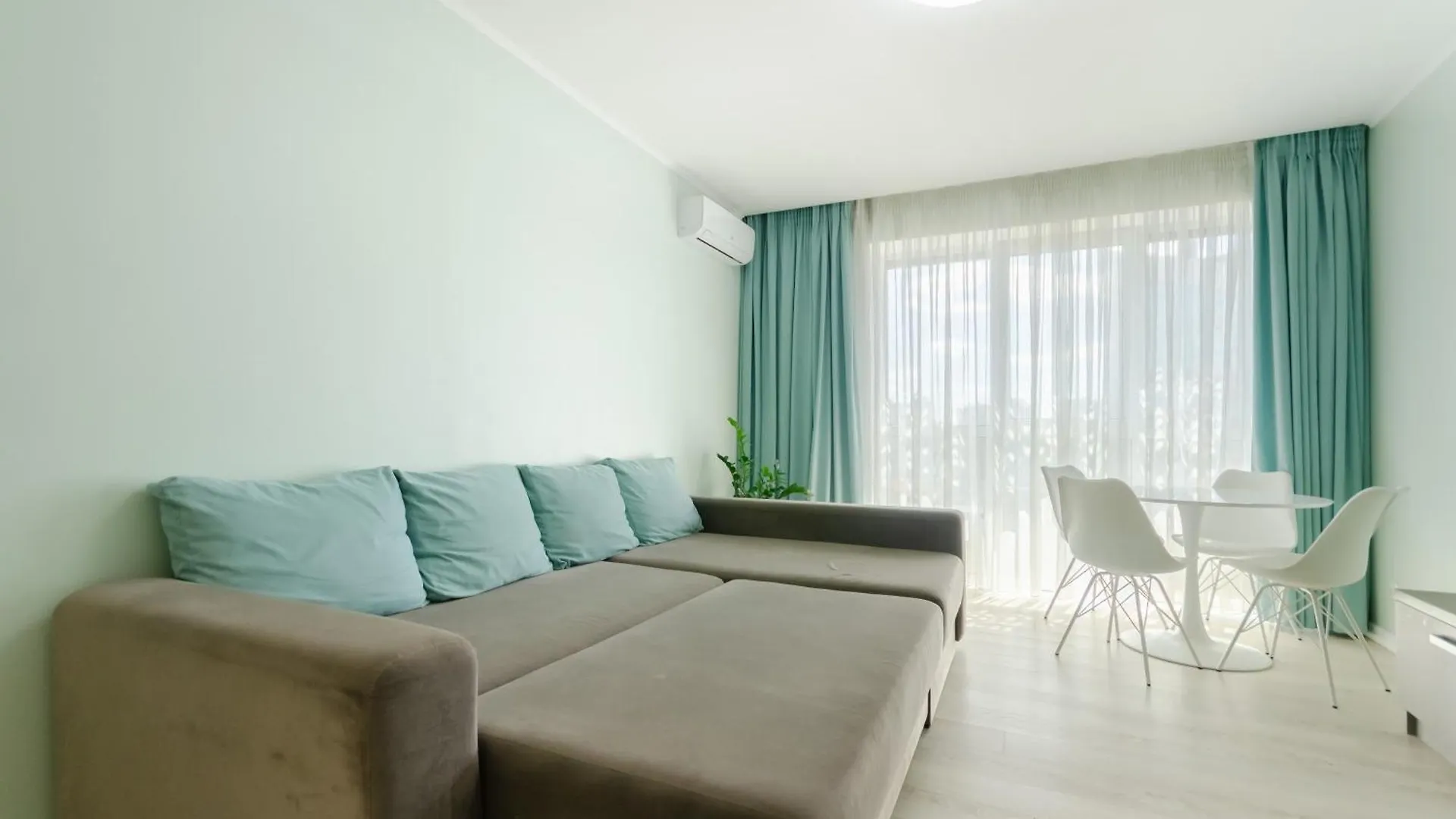 Petrovdom Apartments 21-212 In Rc Kvartet, 16Г Vasyl Lypkivskyi Street Kiev Oekraïne
